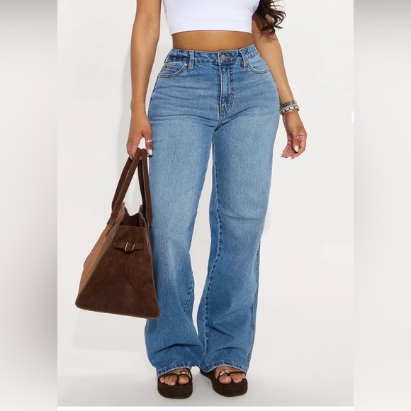 Medium Wash Wide Leg Jeans - Picture 1 of 3